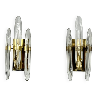 Pair of Sciolari sconces in glass and gilded brass. Italy 1970s