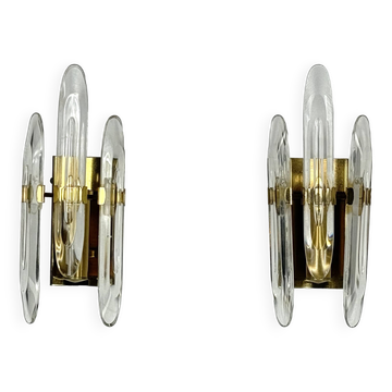 Pair of Sciolari sconces in glass and gilded brass. Italy 1970s