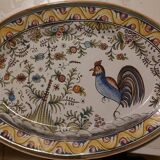 Plat oval peint à la main numéroté et signé