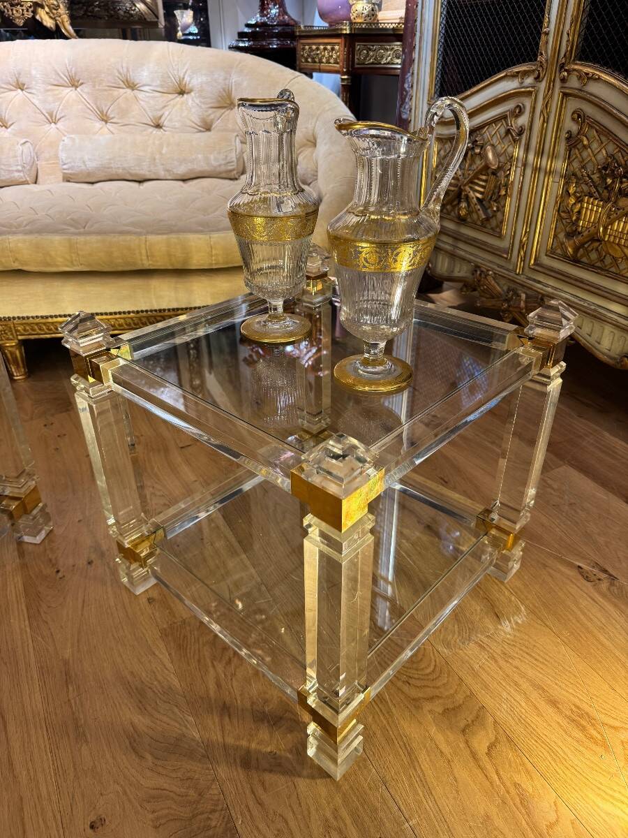 Pair of side tables from the 20th century in plexiglass and glass.