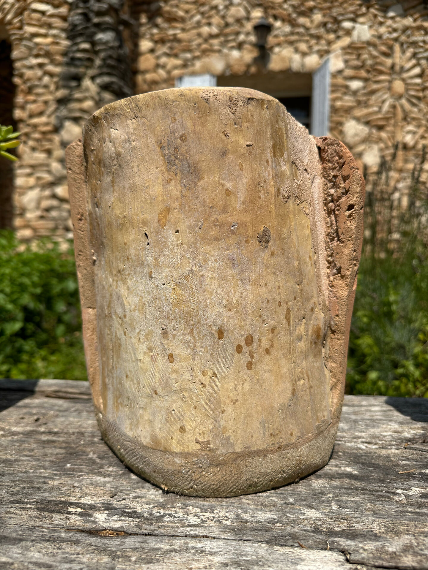 Pot in Provençal tiles