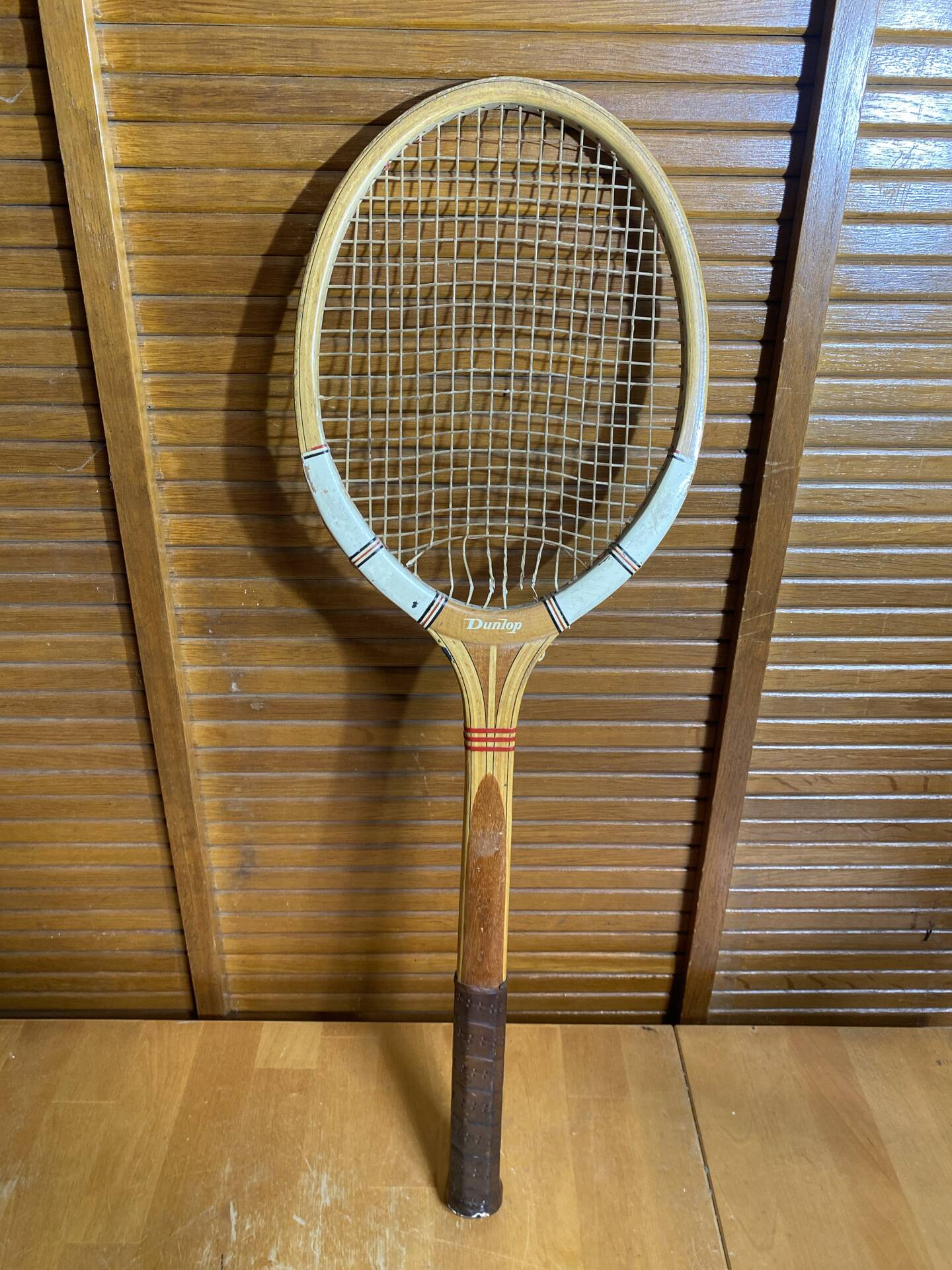 Raquette tennis ancienne dunlop maxply bois + protection sport vintage