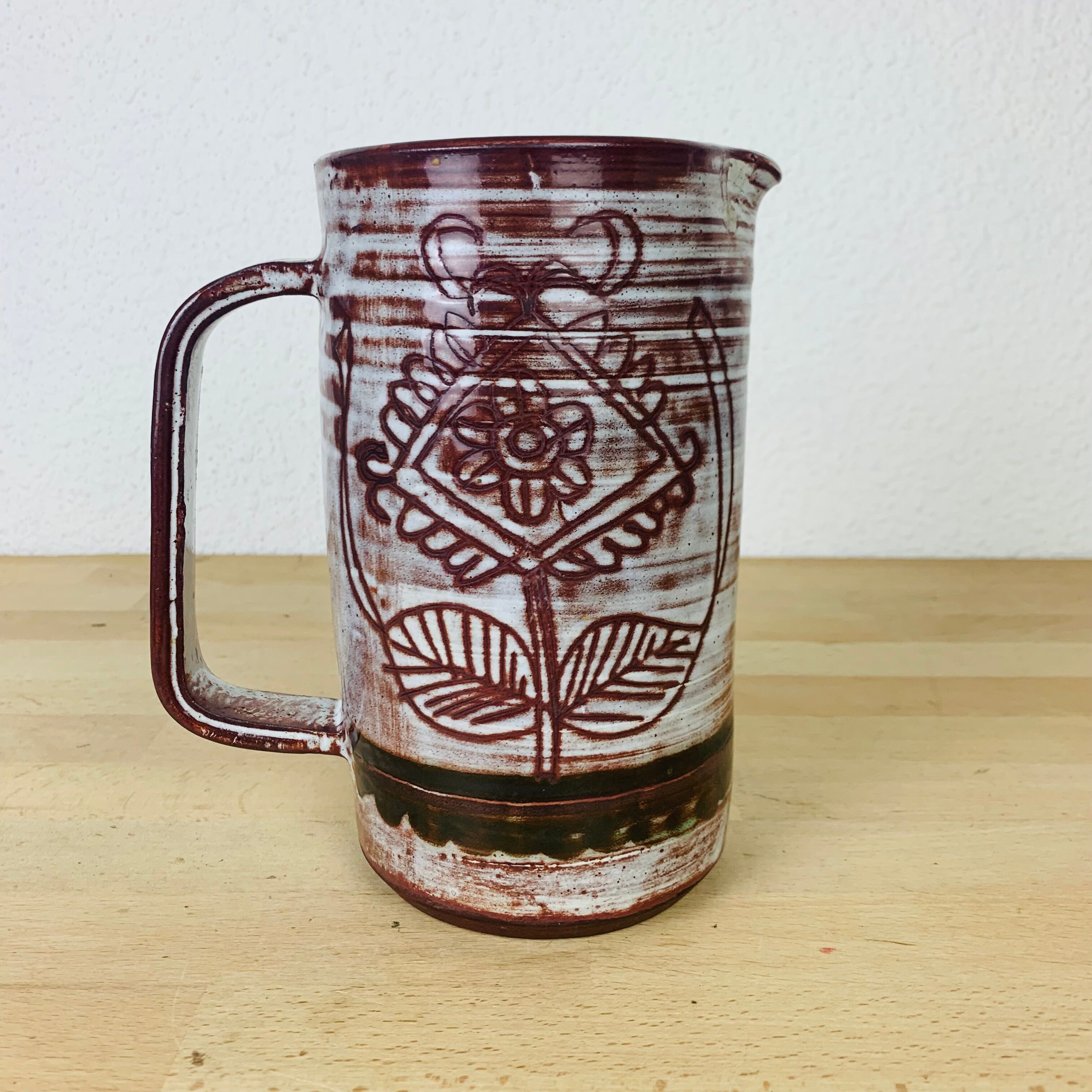 Ceramic pitcher Michel Barbier workshop Le Mûrier Vallauris