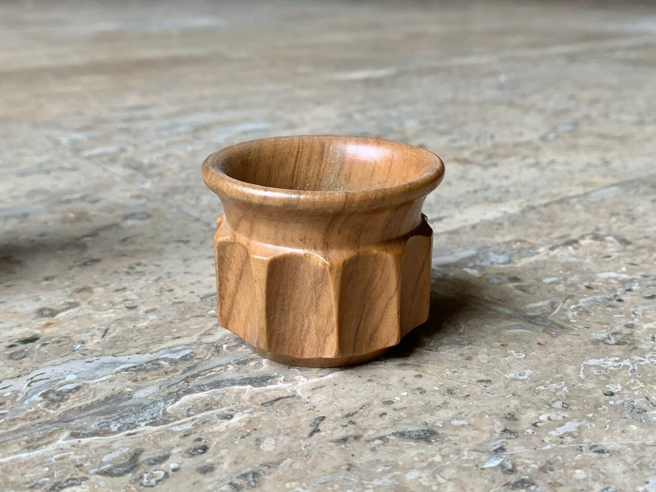 Olivewood "tower" cockroaches, 70s