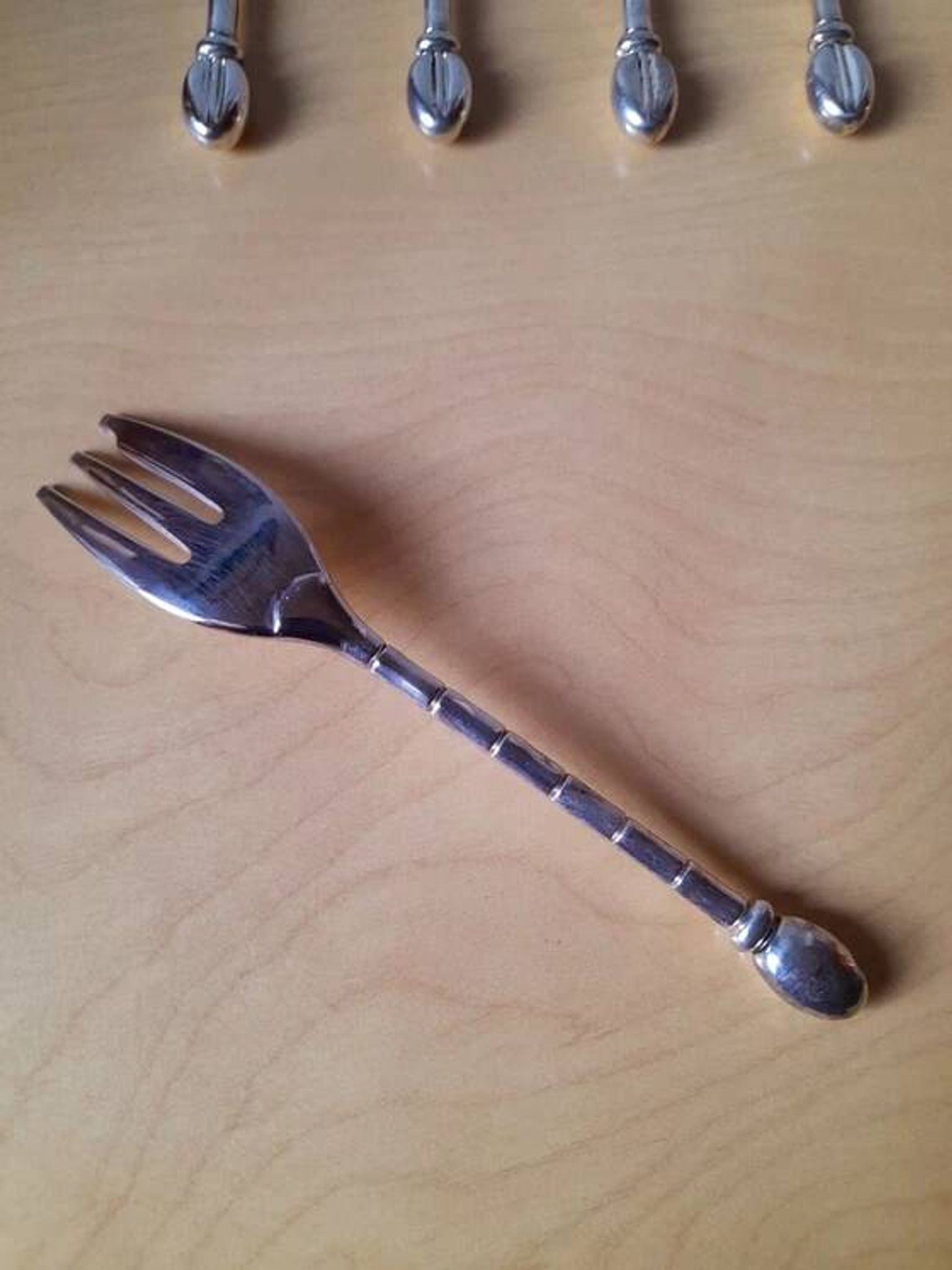 Silver-plated dessert forks