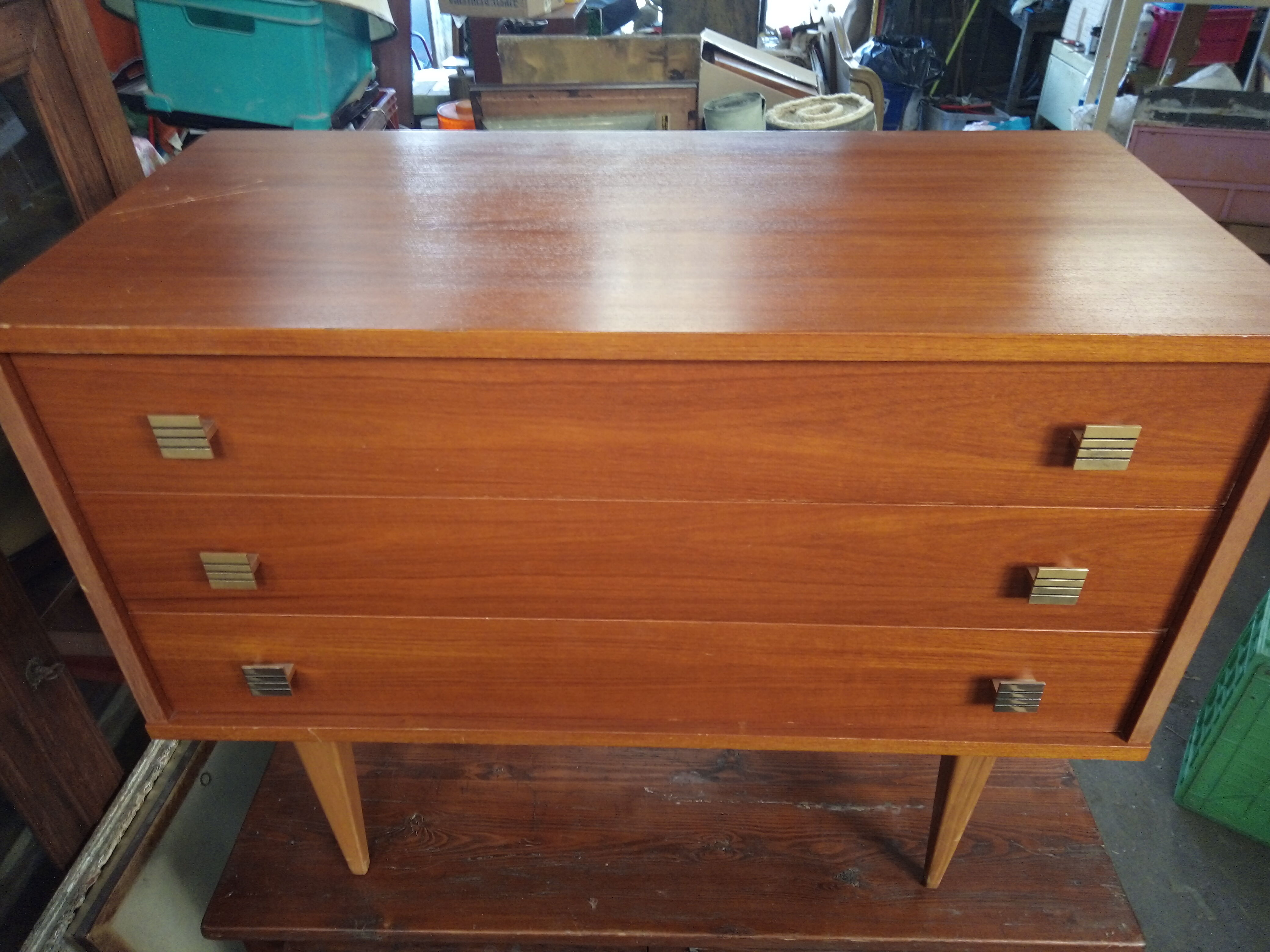 Commode années 60 pieds compas