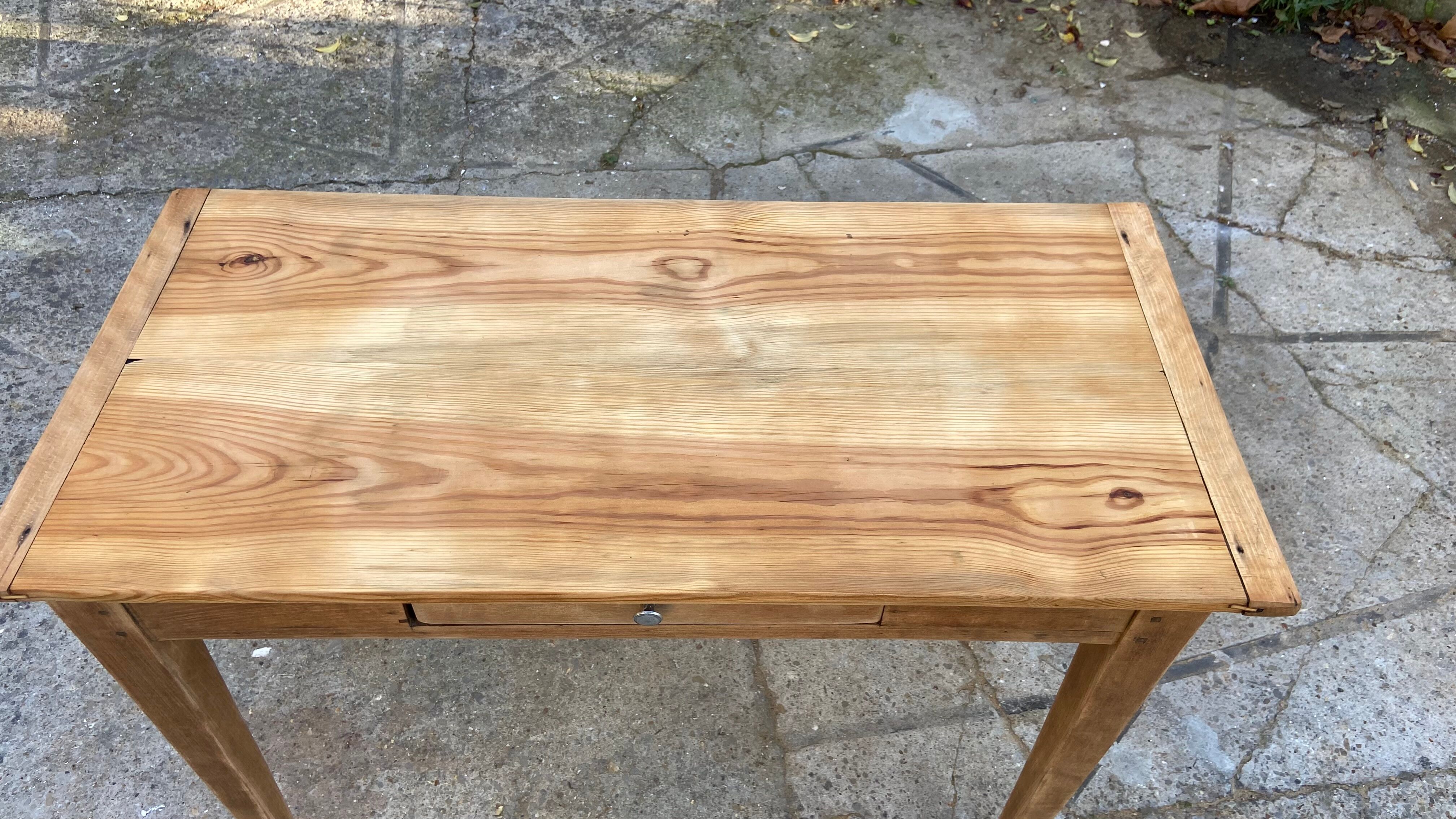 Table de ferme ou bureau vintage