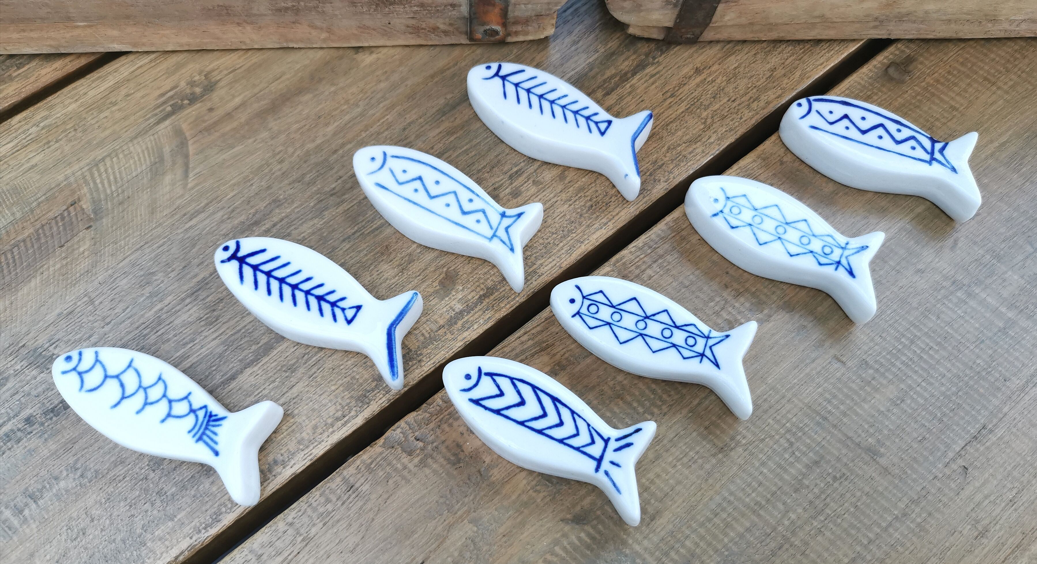8 Fish knives