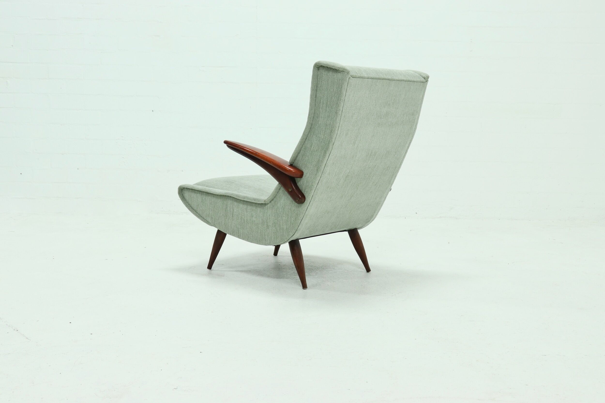 Italian armchair from the 1960s