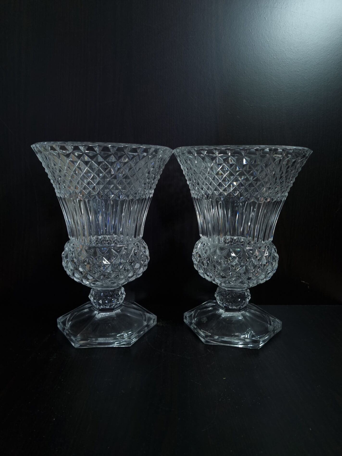 Pair of Medici crystal vases from Val-Saint-Lambert