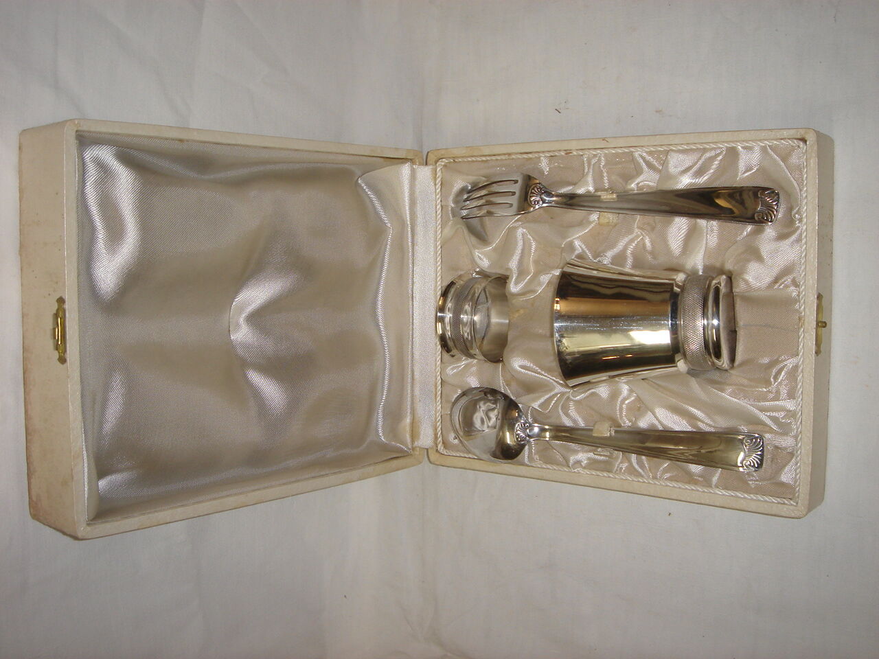 Timbale in silver baptism, 1970