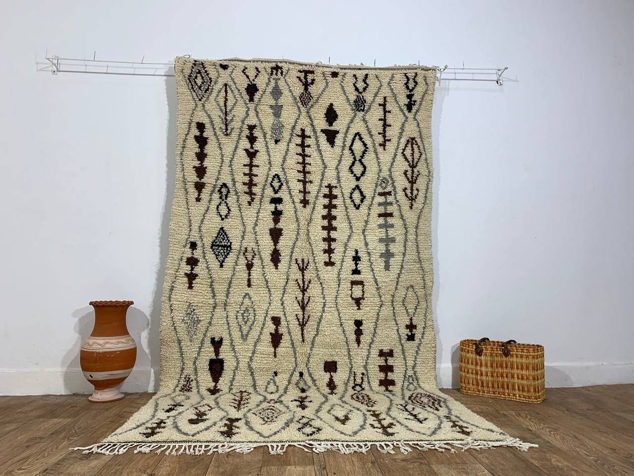Handmade Moroccan Berber rug 254 X 144 CM