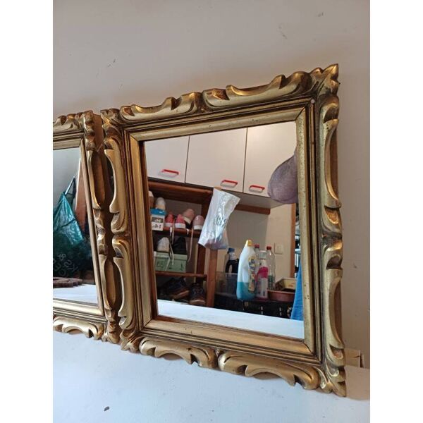 Paire de miroirs en bois et stuc doré