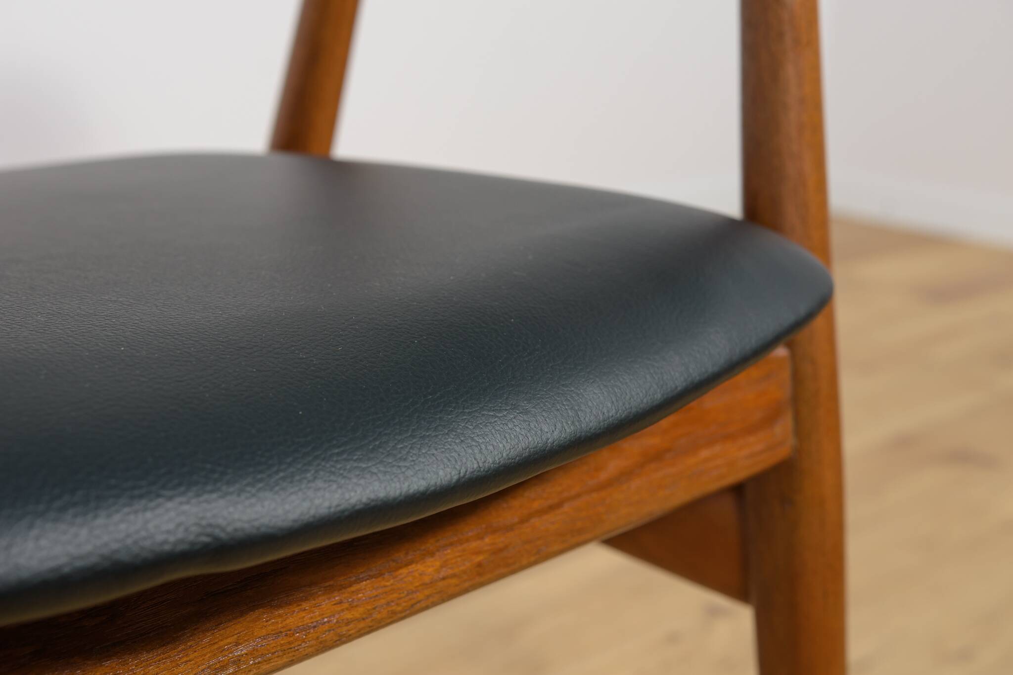 Mid century Teak Dining Chairs Model GM11 by Svend Åge Eriksen for Glostrup, 1950s, Set of 6