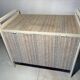 Coffre vintage tapissé, structure bois laqué blanc, années 60-70