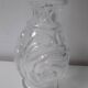 Ancienne carafe en verre structuré moulé + bouchon (année 60)