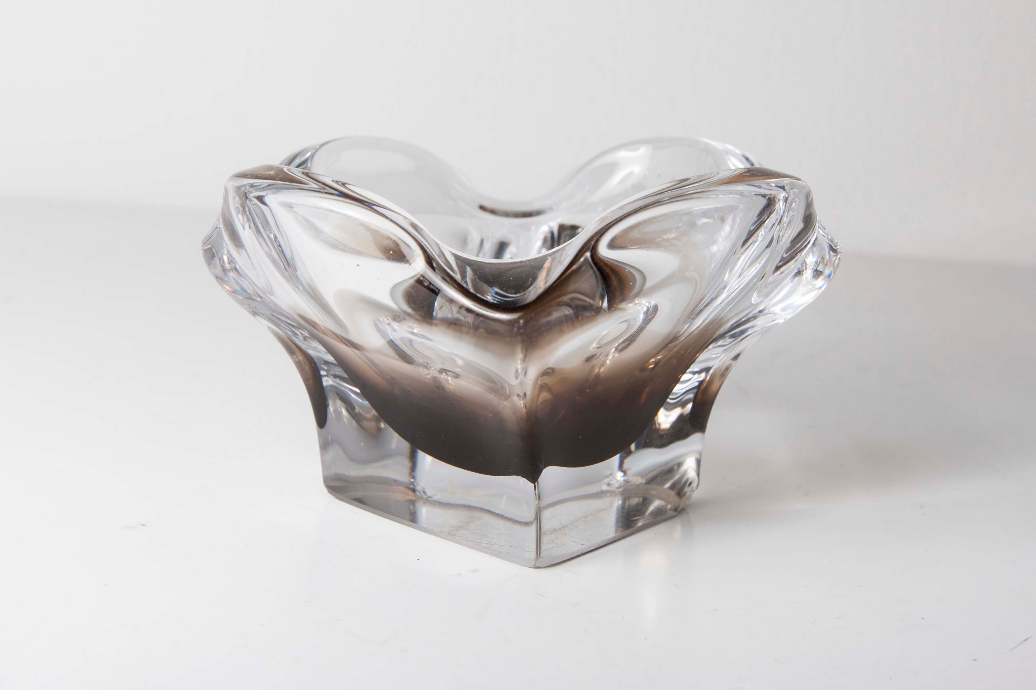 Murano ashtray transparent and smoked flower shape