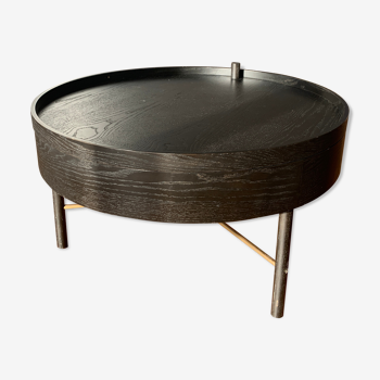 Table basse "Turning table" de Theresa Arns pour Menu