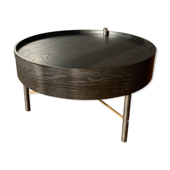 Table basse "Turning table" de Theresa Arns pour Menu