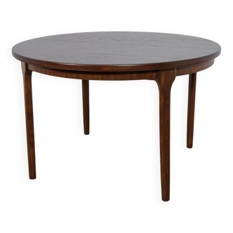 Mid-Century Round Extendable Dining Table from McIntosh, Great Britain, 1960s