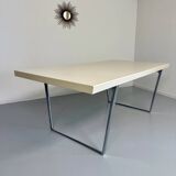 Dining/meeting table in laminated wood designed by antonio citterio vitra
