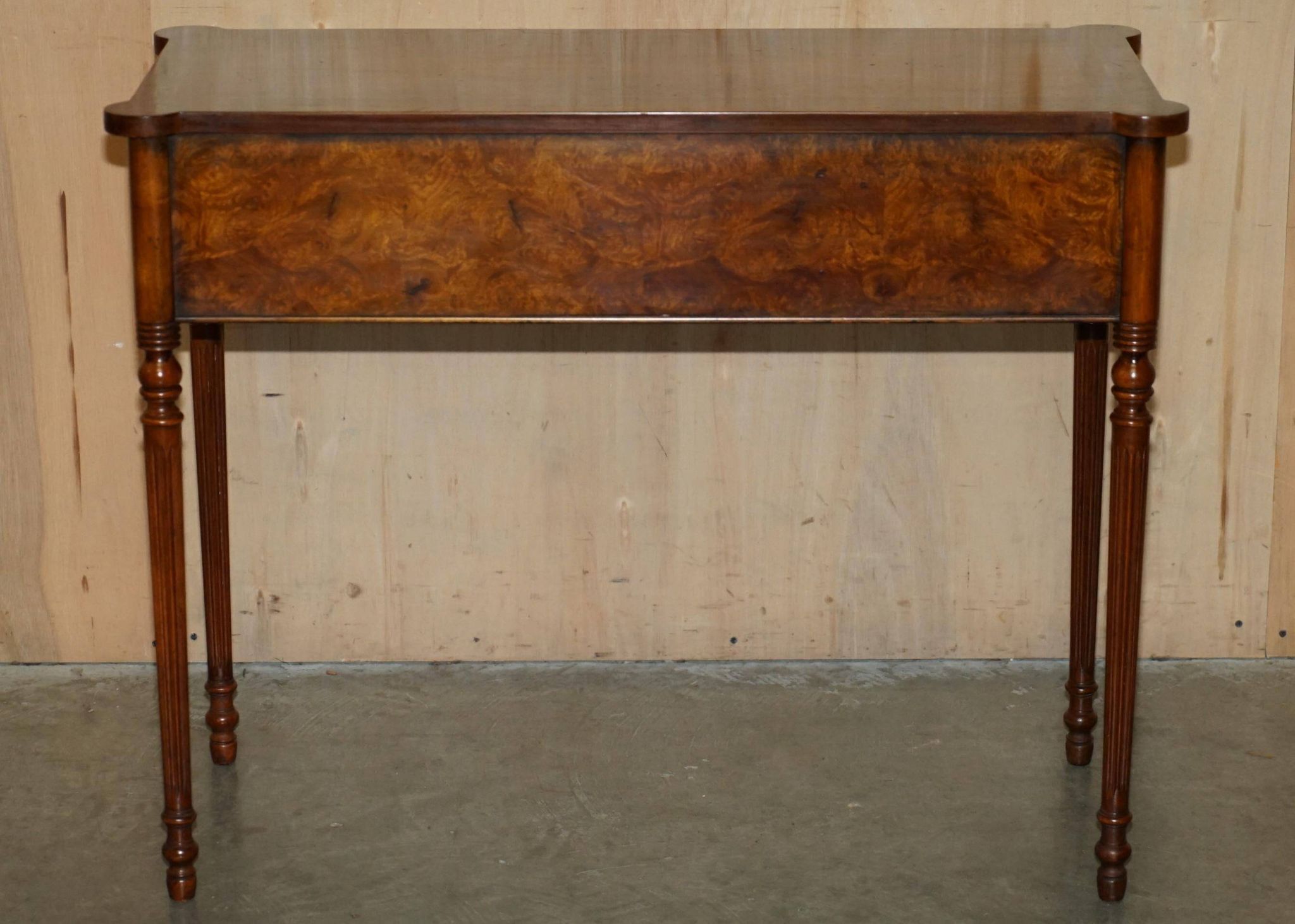 Console en Orme Burr & Bois Satiné restaurée, vers 1920