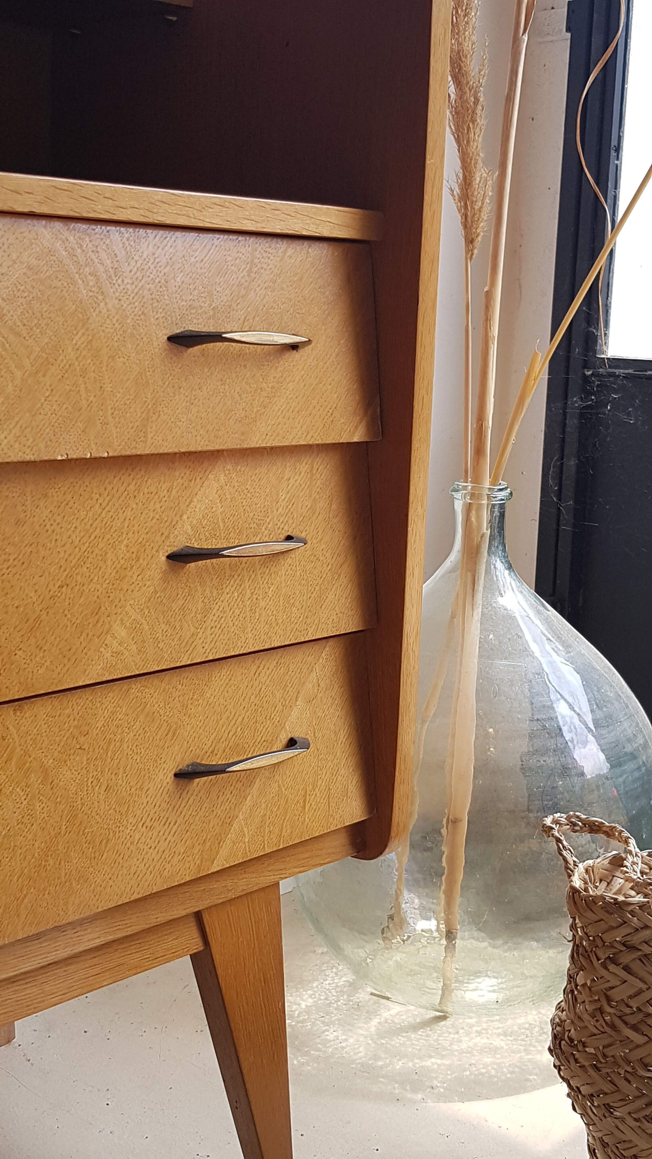 Bookcase feet compass 60