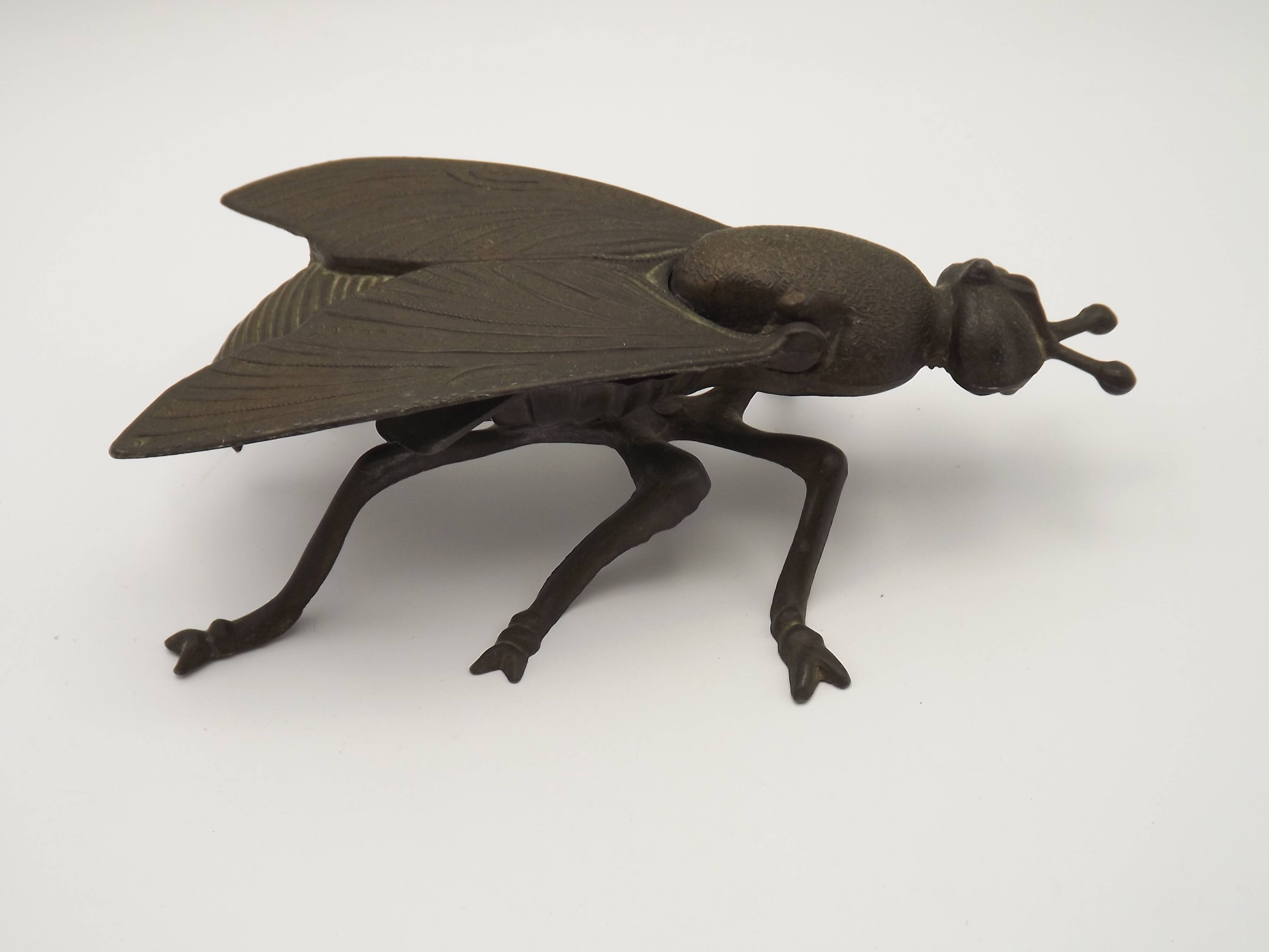 Brass Art Deco fly with movable wings Collection 4288