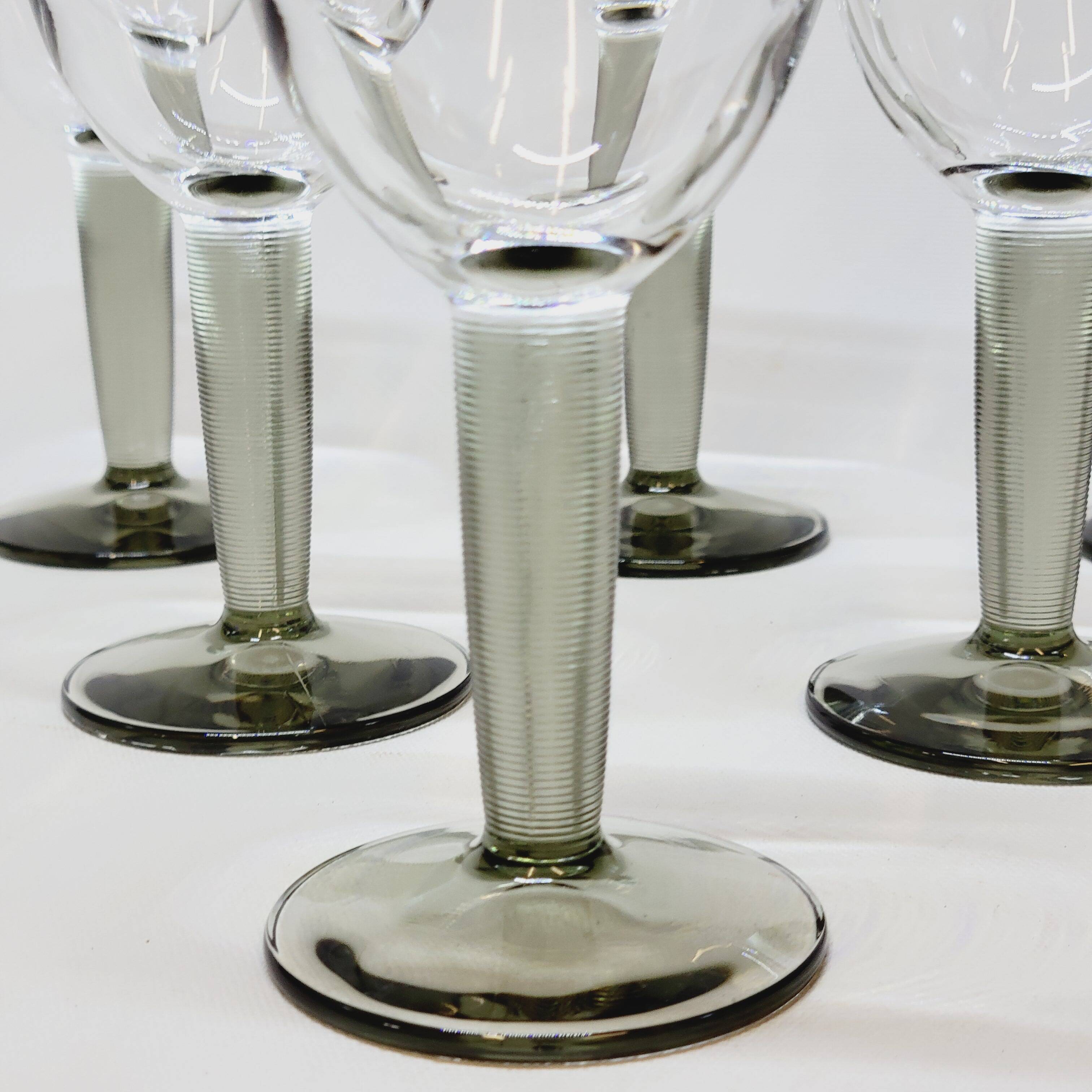 6 verres à vin vintage Bormioli Rocco en cristal gris strié