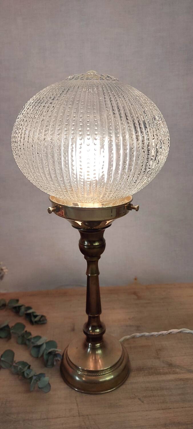 Art deco lamp