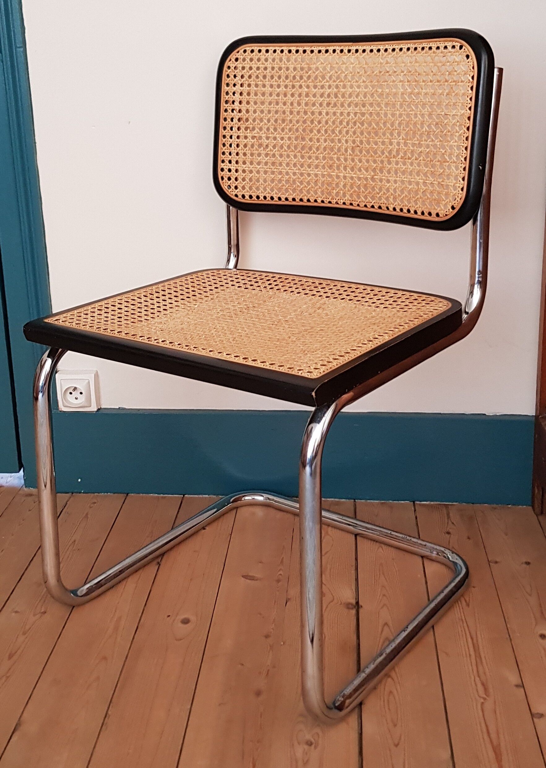 Chair Marcel Breuer model Cesca B32