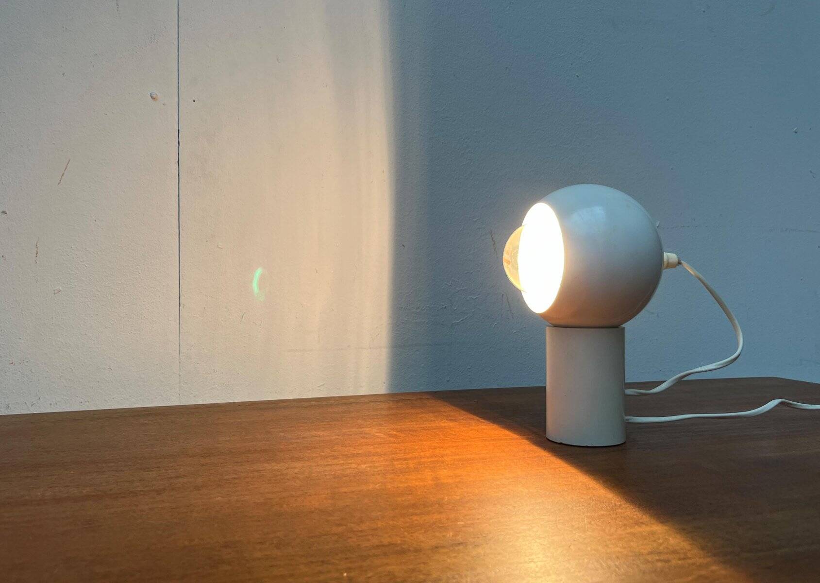 Swiss minimalist magnetic table lamp from the mid-century space age, 1960s.