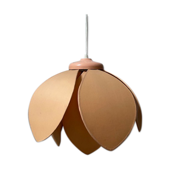 Vintage lotus petal suspension