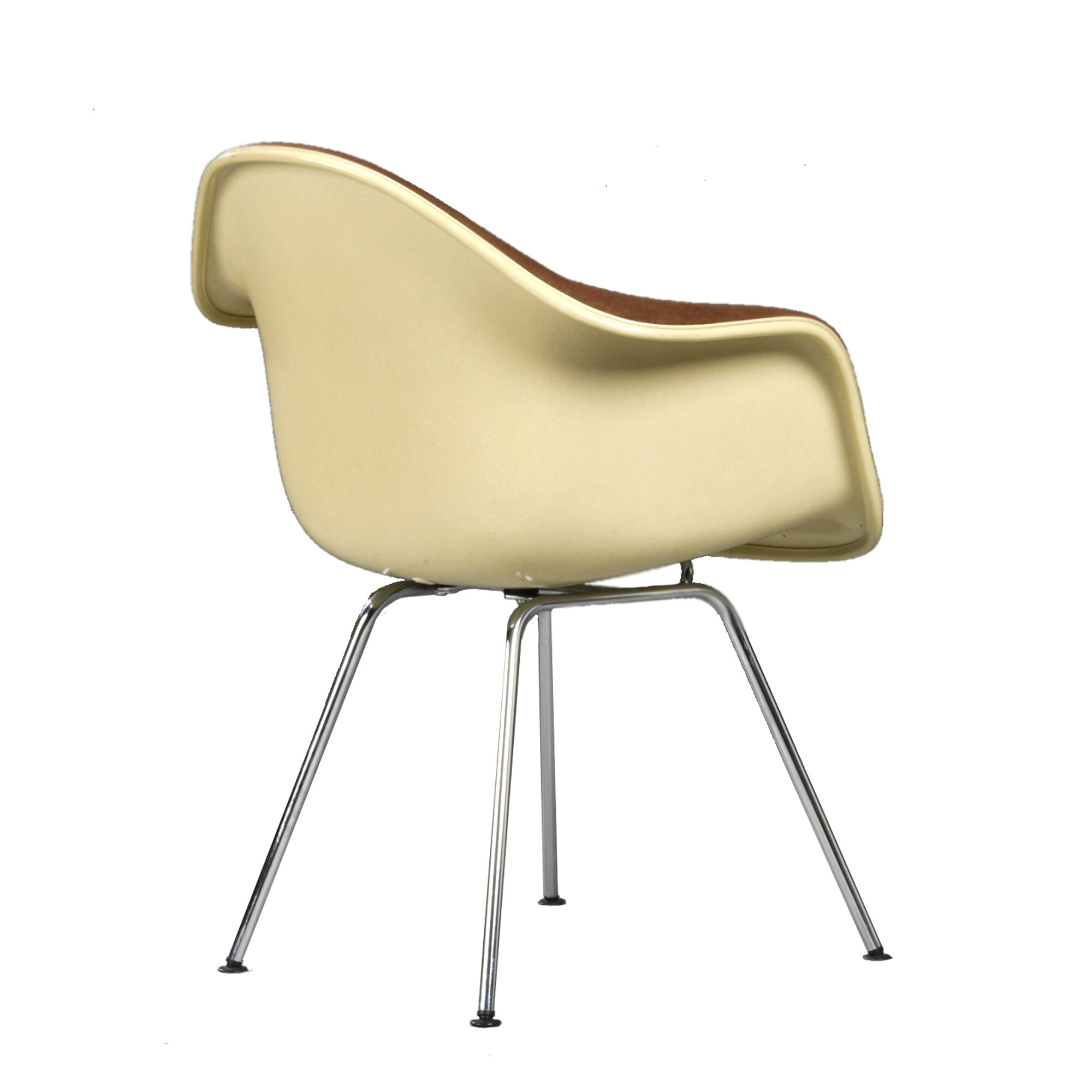 Ray and Charles Eames armchair, Vitra 1948