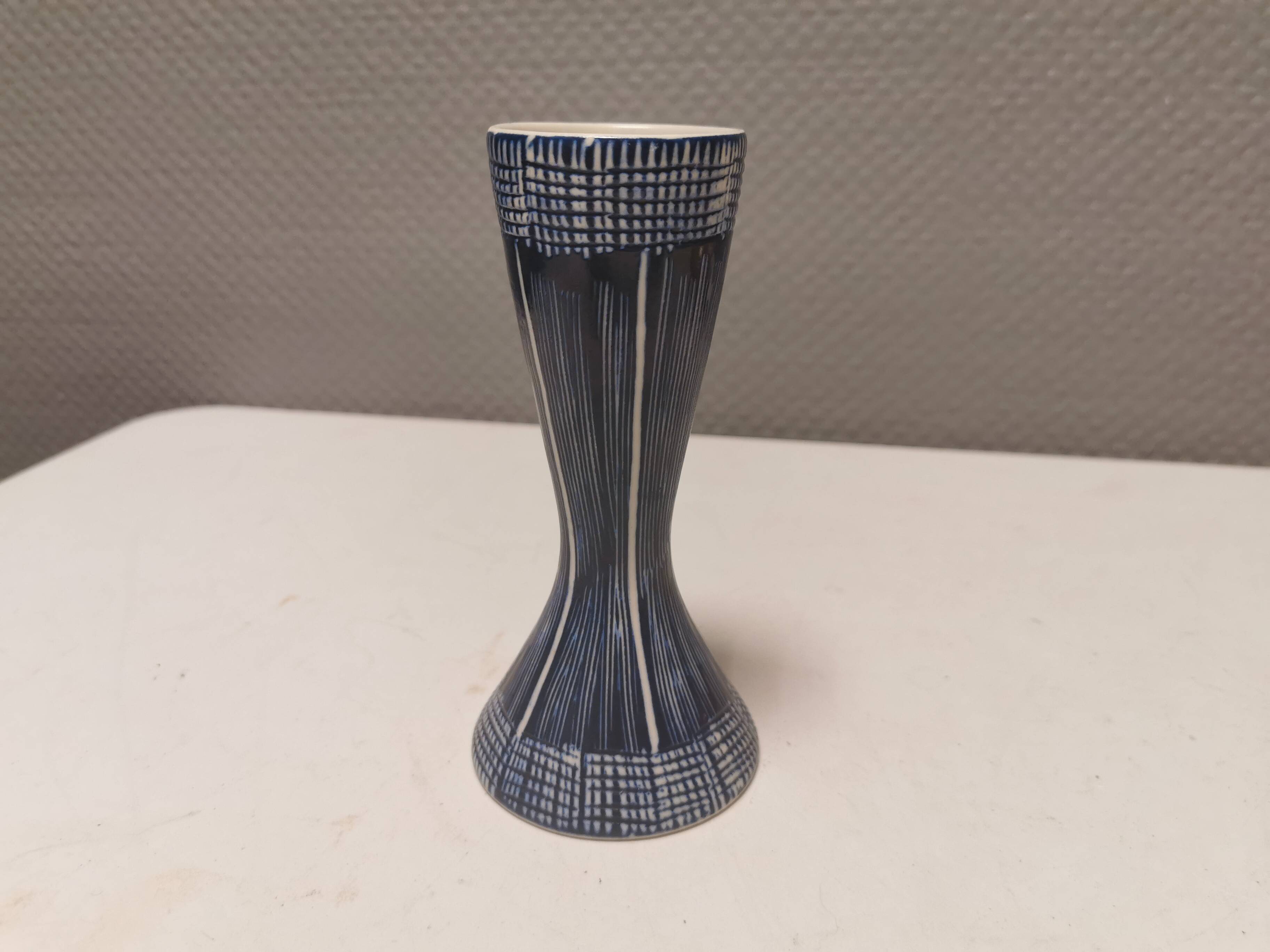 Danish vase from the 1950s. Designed by Aksel Sigvald Nielsen (aksini) signed at the bottom