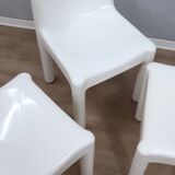 1970s Kartell Model 4875 chair by Carlo Bartoli white color, one piece