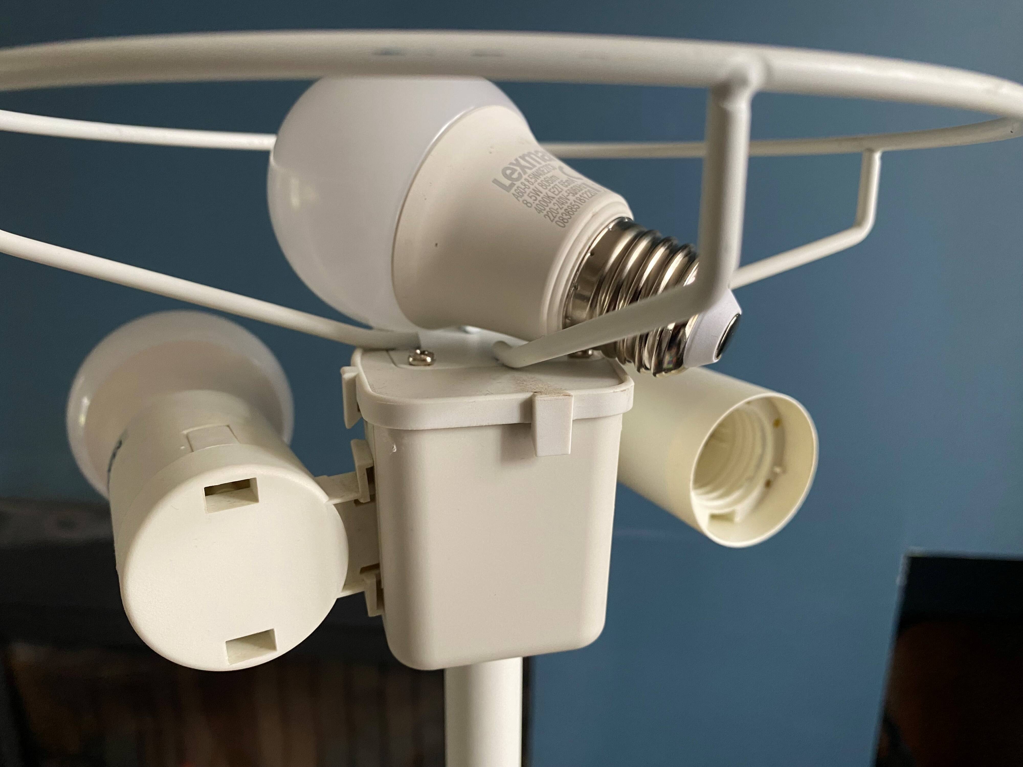 Lampadaire champignon Ikea Nymane TYP G1706 métal blanc vintage 1990