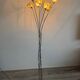 Lampe de sol unique par Massive avec 7 roses.