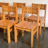 Set de 6 chaises rationalistes en pin massif, Espagne, années 1970.