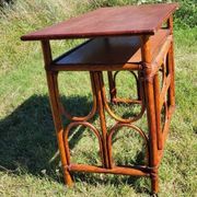 Bureau en bambou et rotin