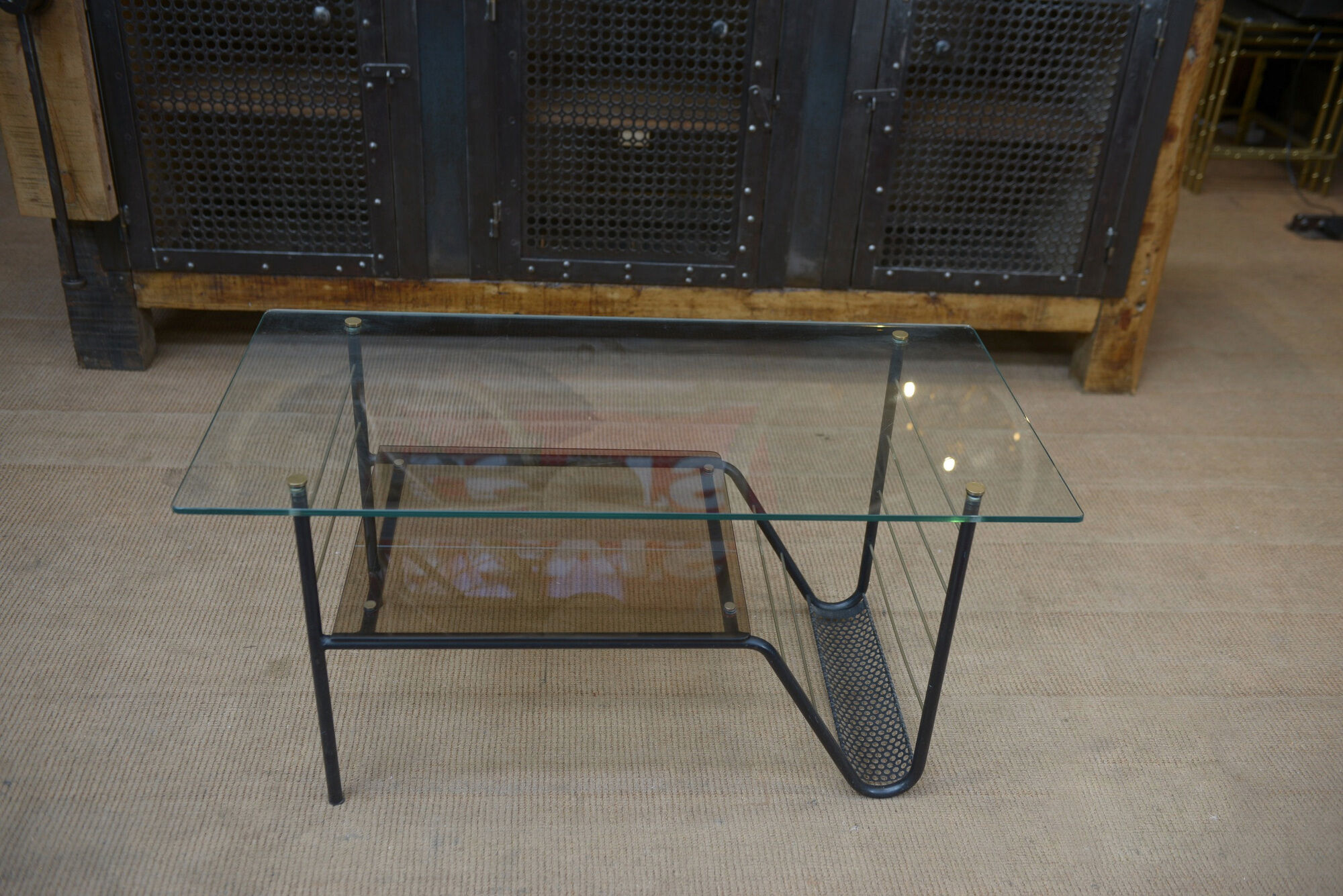 Vintage coffee table in metal and glass 1960 with 2 trays