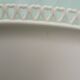 Plat en opaline blanche