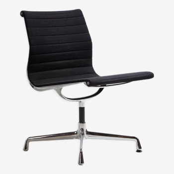 EA105 office chair by Charles & Ray Eames for Vitra