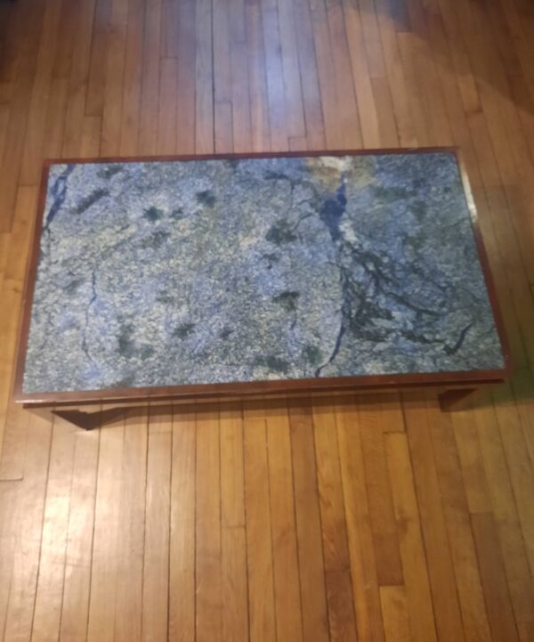 Table basse en granit bleu, 1970-1980
