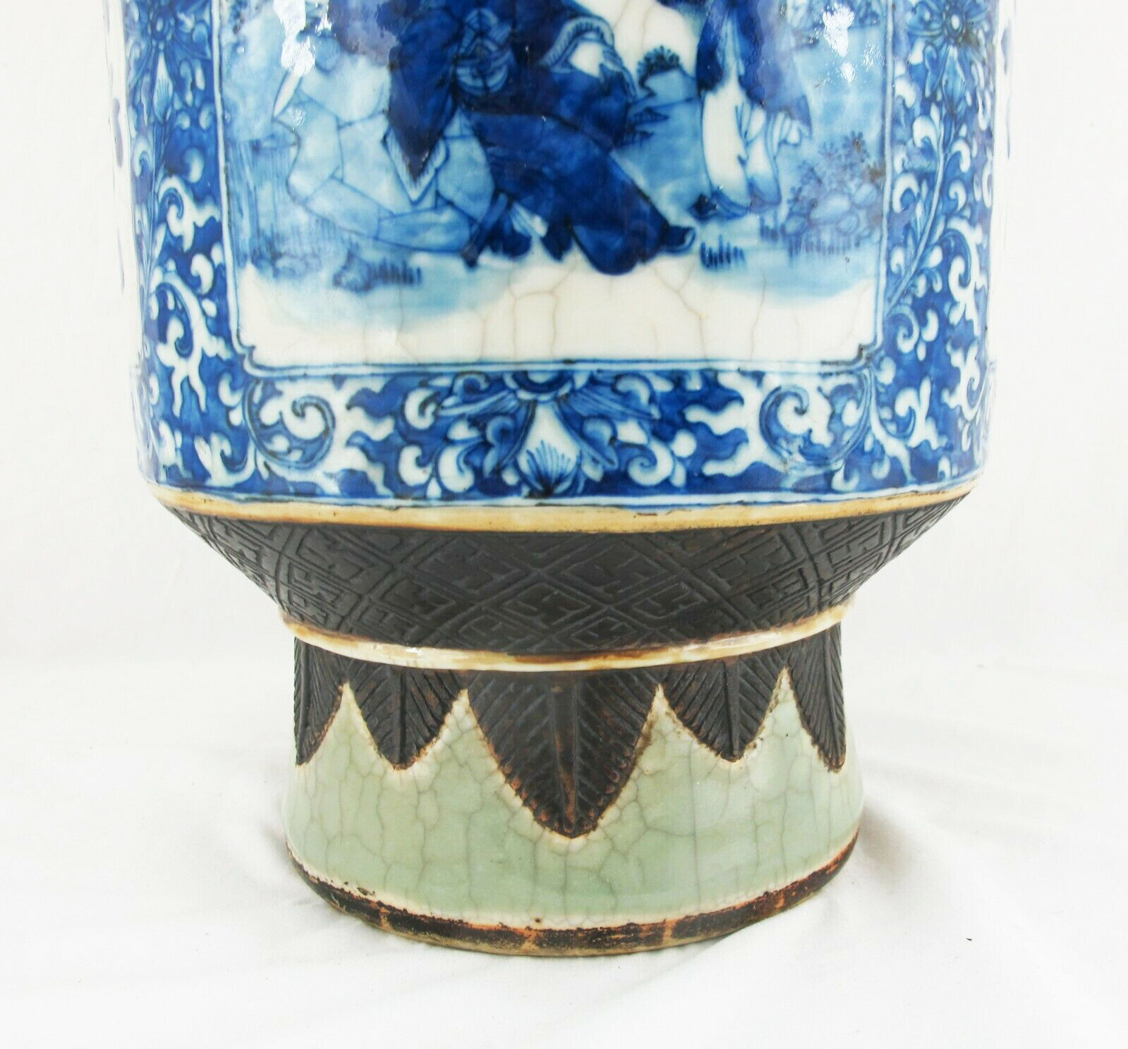 Ancient Chinese vase China 19th century