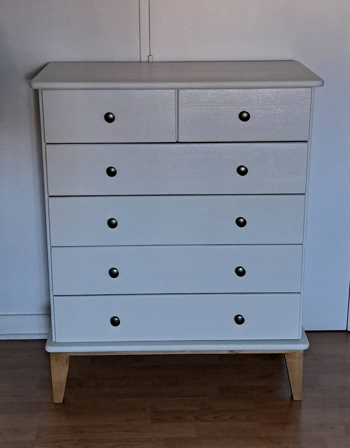 Rød Sødgren white chest of drawers 3