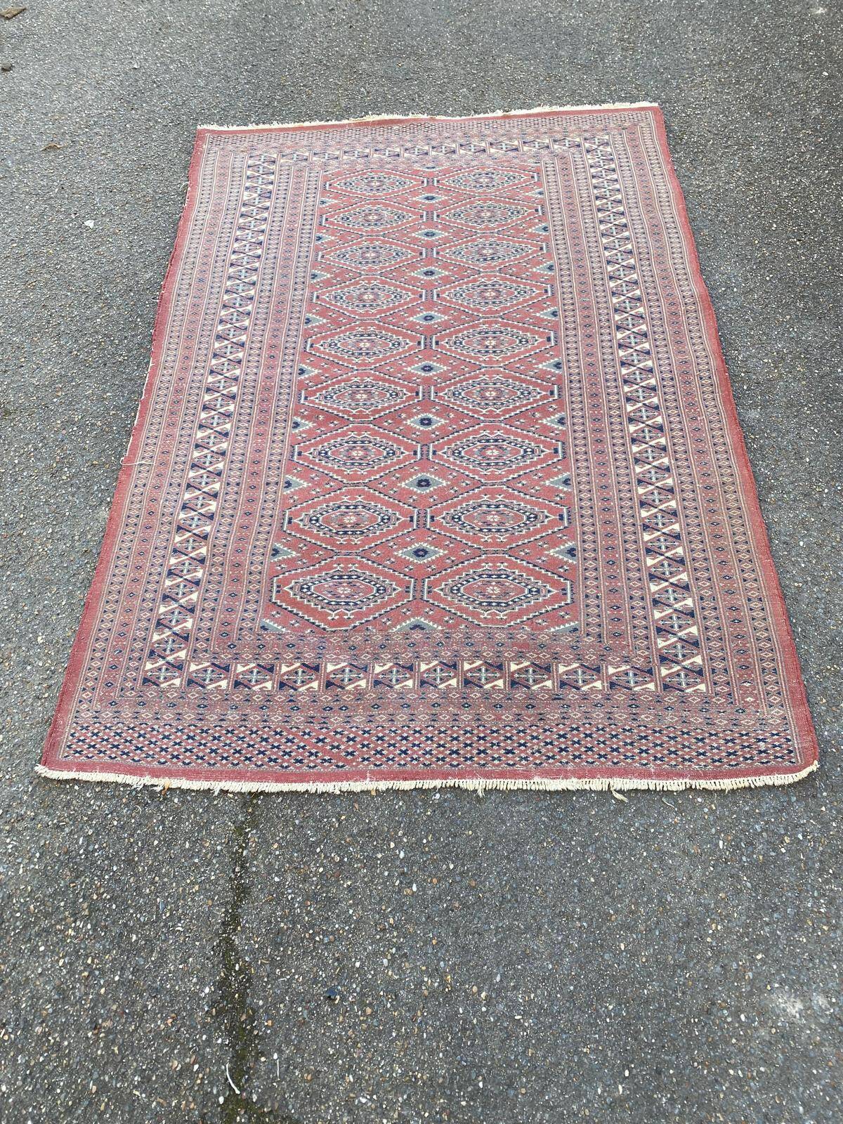 Persian wool rug in burgundy red diamonds 135x200cm