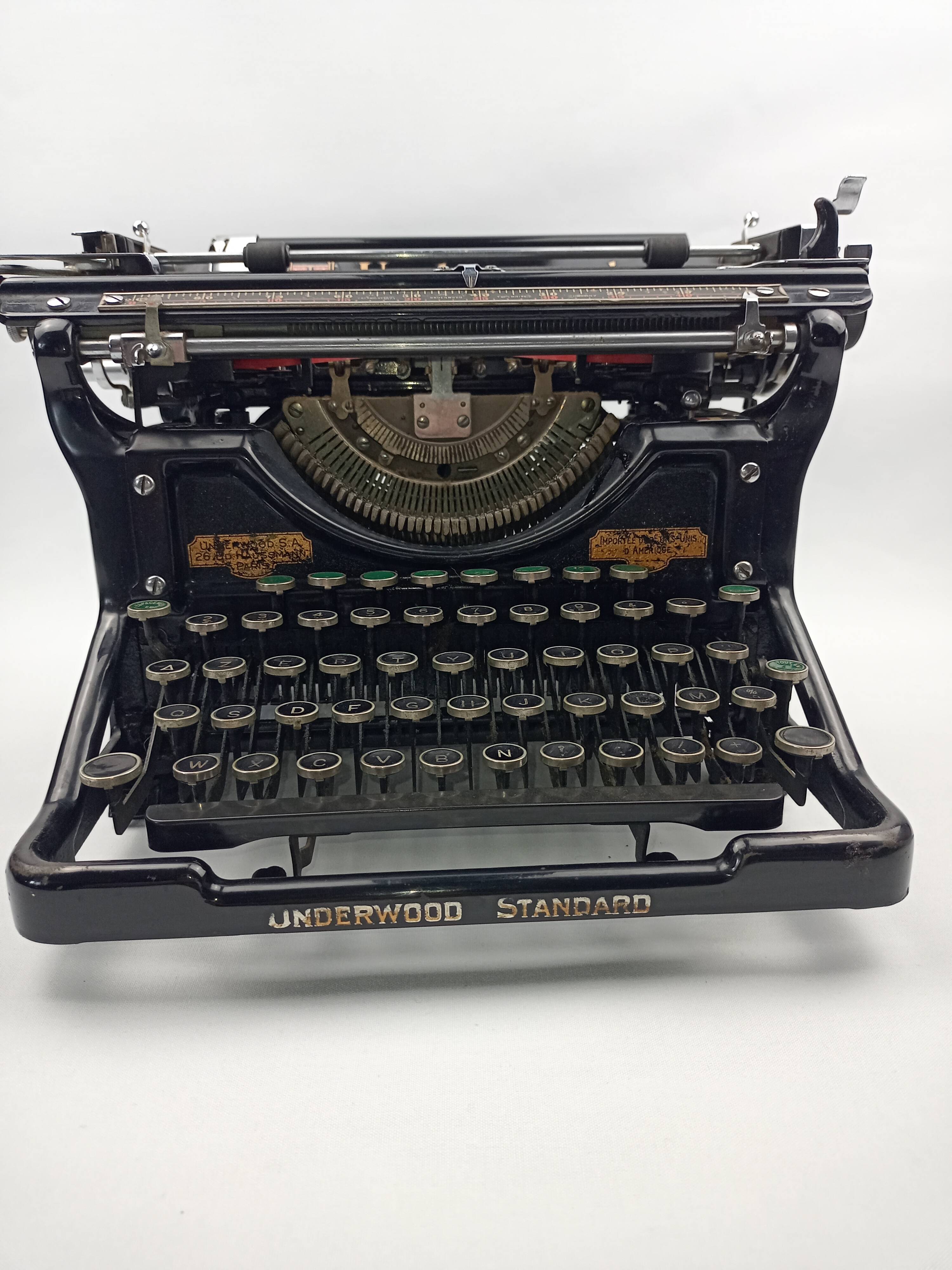 Underwood No. 5 of 1911 typewriter - Standard - Champion