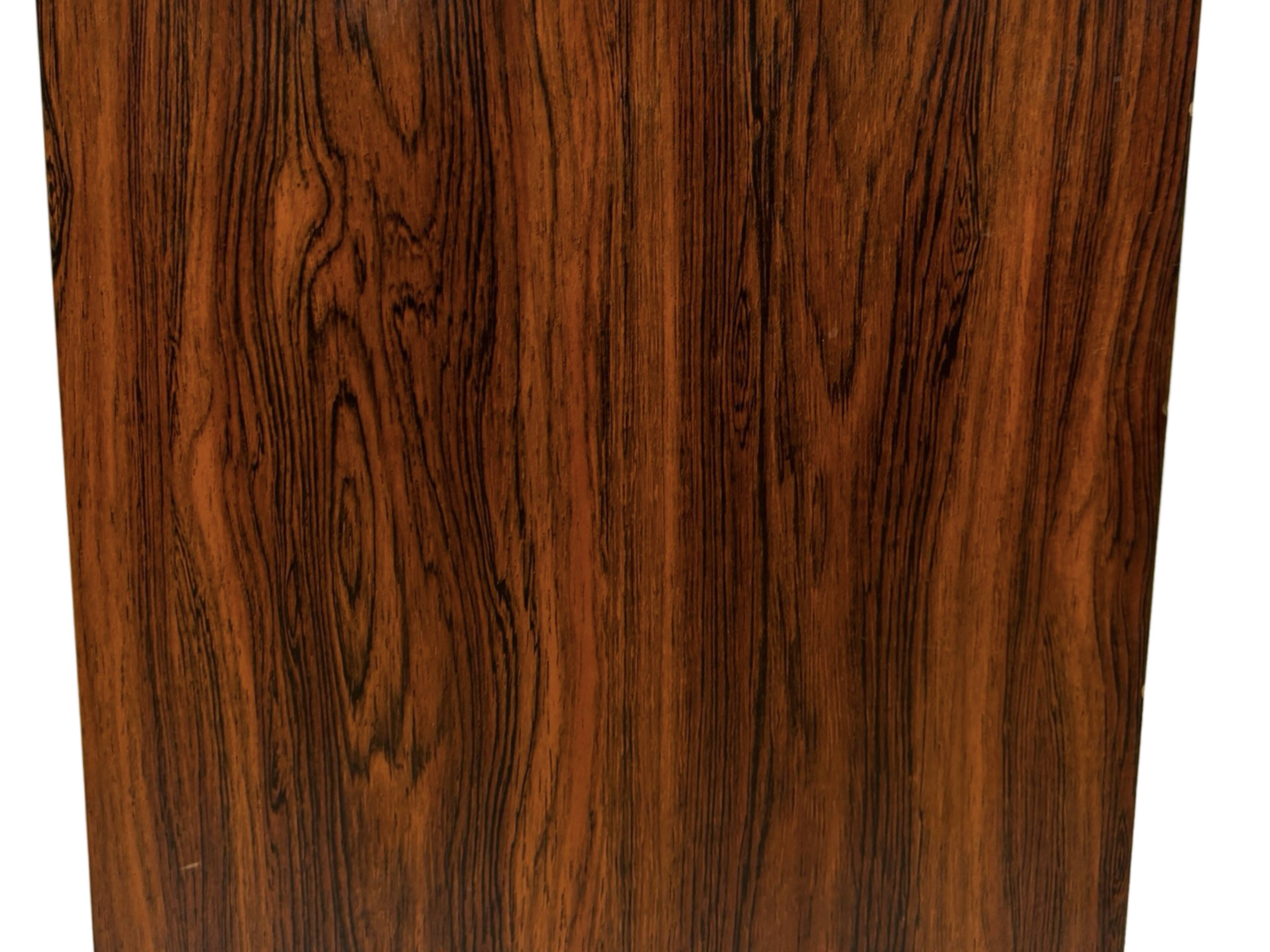 Vintage plant column in rosewood veneer 80s design