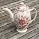 Vintage coffee pot in English earthenware, Johnson Brothers Rose Chintz model.